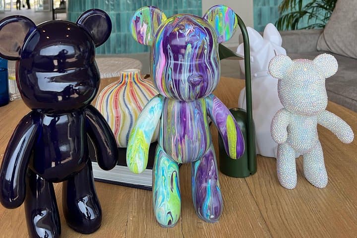 Fluid Art Workshop – Unique Figures in Alicante